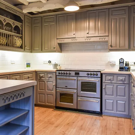 Barn End * Watermillock