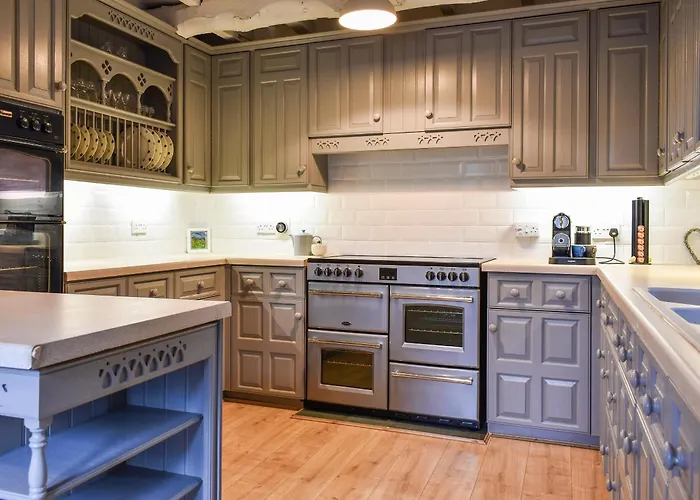 Barn End * Watermillock